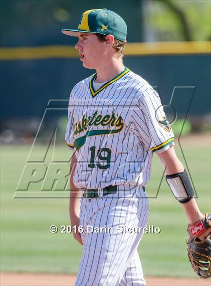 Thumbnail 1 in Sandia Prep @ Moorpark (Coach Bob National Invitational) photogallery.