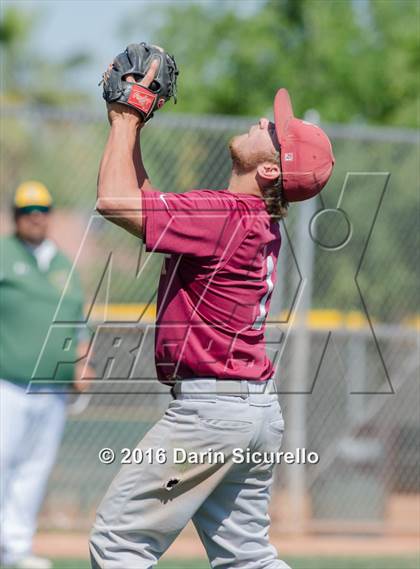 Thumbnail 2 in Sandia Prep @ Moorpark (Coach Bob National Invitational) photogallery.