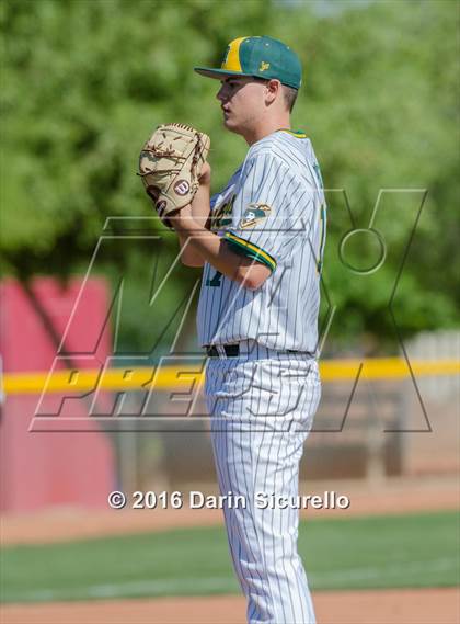 Thumbnail 3 in Sandia Prep @ Moorpark (Coach Bob National Invitational) photogallery.