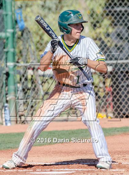 Thumbnail 2 in Sandia Prep @ Moorpark (Coach Bob National Invitational) photogallery.