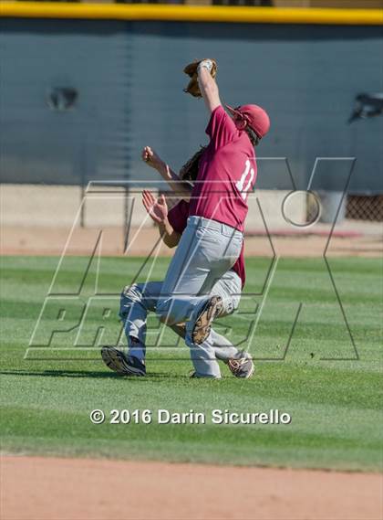Thumbnail 1 in Sandia Prep @ Moorpark (Coach Bob National Invitational) photogallery.