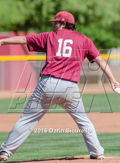 Thumbnail 3 in Sandia Prep @ Moorpark (Coach Bob National Invitational) photogallery.