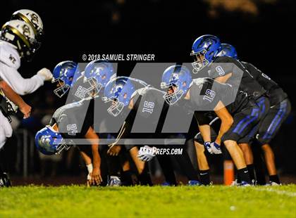 Thumbnail 2 in Central Catholic @ Sierra photogallery.