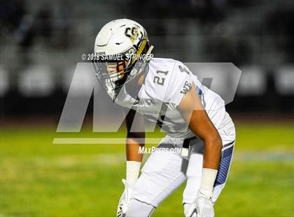 Thumbnail 3 in Central Catholic @ Sierra photogallery.