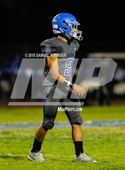 Thumbnail 1 in Central Catholic @ Sierra photogallery.