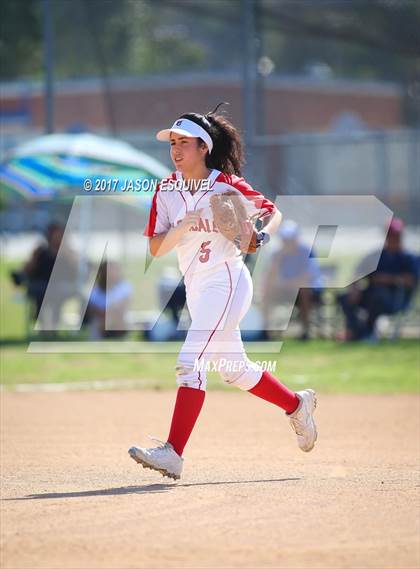 Thumbnail 2 in Glendale @ Los Altos (CIF SS Division 3 Playoff) photogallery.