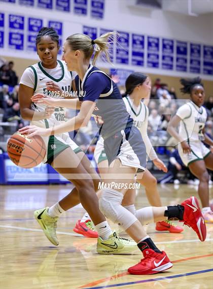 Thumbnail 3 in Emerald Ridge vs. Ellensburg photogallery.