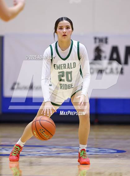 Thumbnail 3 in Emerald Ridge vs. Ellensburg photogallery.