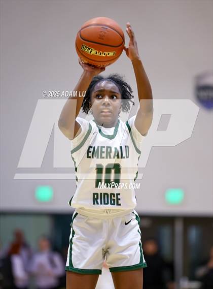 Thumbnail 2 in Emerald Ridge vs. Ellensburg photogallery.