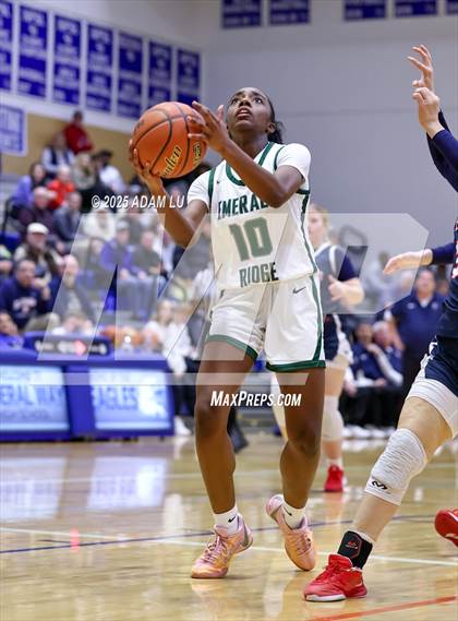 Thumbnail 2 in Emerald Ridge vs. Ellensburg photogallery.