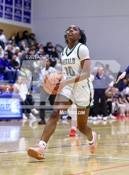 Thumbnail 3 in Emerald Ridge vs. Ellensburg photogallery.