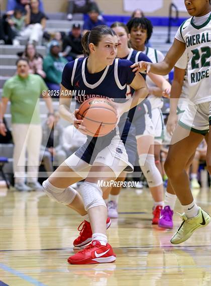 Thumbnail 1 in Emerald Ridge vs. Ellensburg photogallery.