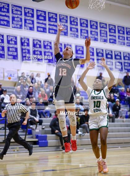 Thumbnail 3 in Emerald Ridge vs. Ellensburg photogallery.