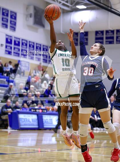 Thumbnail 1 in Emerald Ridge vs. Ellensburg photogallery.