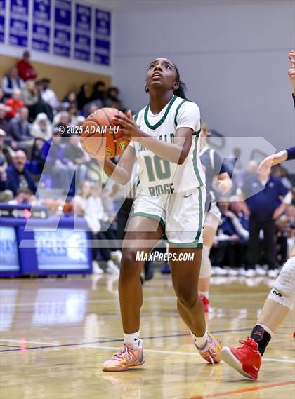 Thumbnail 1 in Emerald Ridge vs. Ellensburg photogallery.