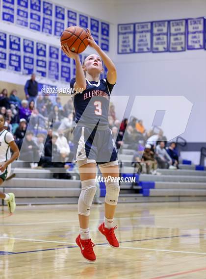 Thumbnail 1 in Emerald Ridge vs. Ellensburg photogallery.