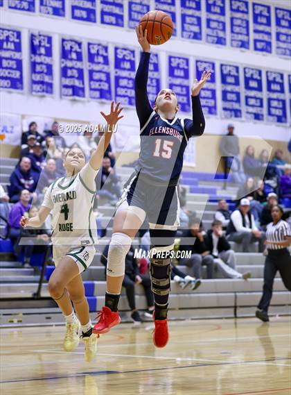 Thumbnail 1 in Emerald Ridge vs. Ellensburg photogallery.