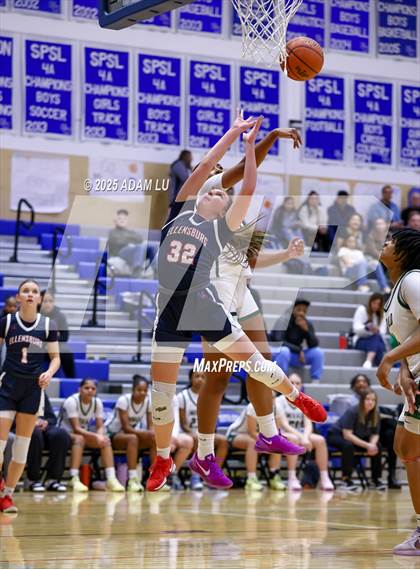 Thumbnail 2 in Emerald Ridge vs. Ellensburg photogallery.
