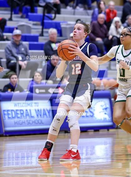Thumbnail 2 in Emerald Ridge vs. Ellensburg photogallery.