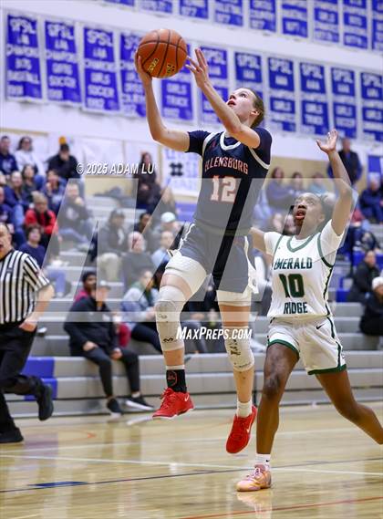 Thumbnail 3 in Emerald Ridge vs. Ellensburg photogallery.