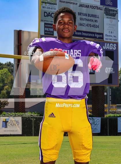 Thumbnail 2 in DeSoto Central (Team & Individuals) photogallery.