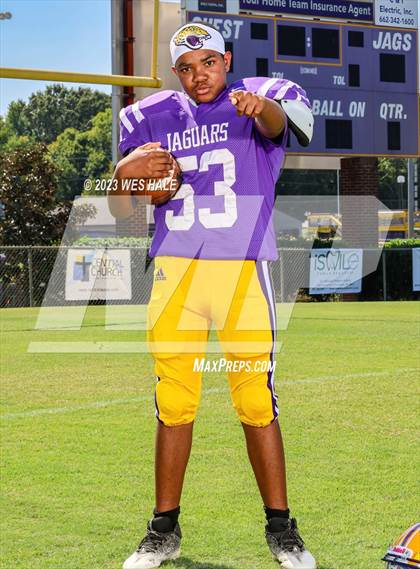 Thumbnail 2 in DeSoto Central (Team & Individuals) photogallery.