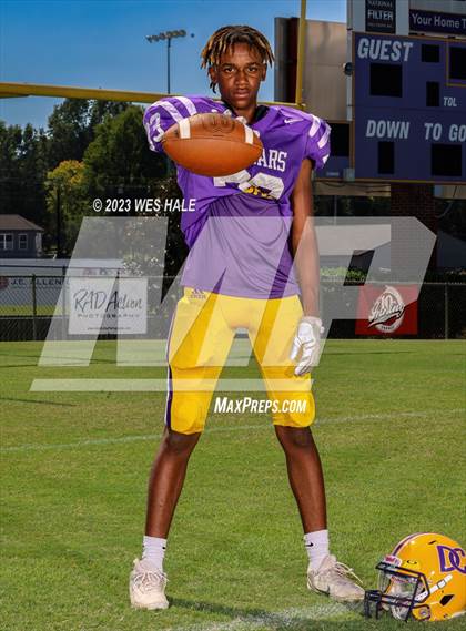 Thumbnail 1 in DeSoto Central (Team & Individuals) photogallery.