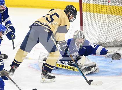 Thumbnail 3 in Rocky Hill CoOp vs. Newington Co-op (CIAC DIII Semifinal) photogallery.