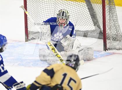 Thumbnail 2 in Rocky Hill CoOp vs. Newington Co-op (CIAC DIII Semifinal) photogallery.