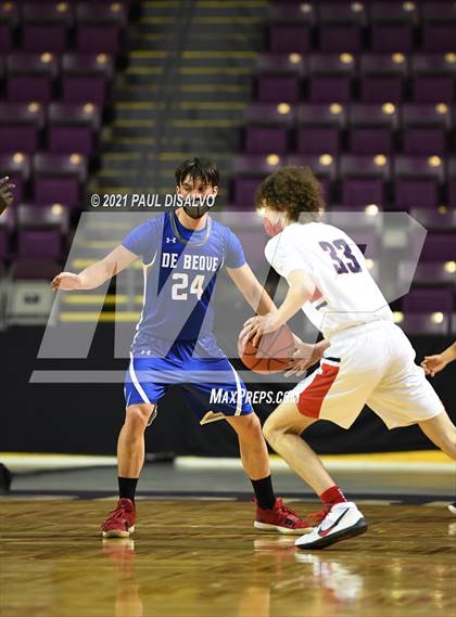 Thumbnail 2 in Belleview Christian vs. De Beque (CHSAA 1A State Final) photogallery.