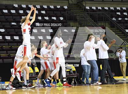 Thumbnail 3 in Belleview Christian vs. De Beque (CHSAA 1A State Final) photogallery.