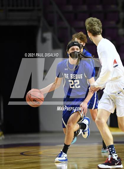 Thumbnail 3 in Belleview Christian vs. De Beque (CHSAA 1A State Final) photogallery.
