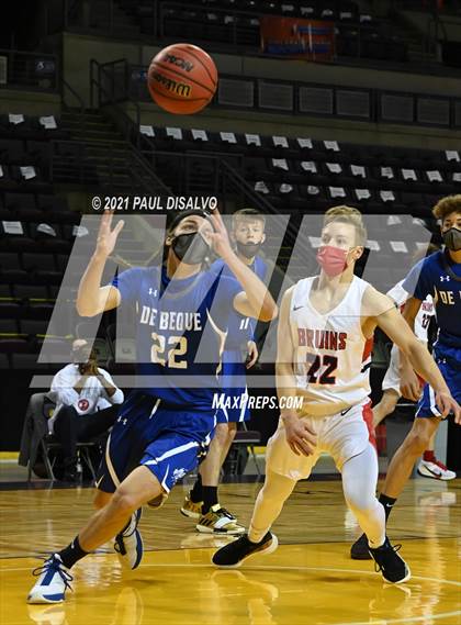 Thumbnail 2 in Belleview Christian vs. De Beque (CHSAA 1A State Final) photogallery.