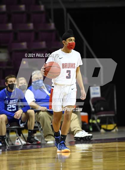 Thumbnail 1 in Belleview Christian vs. De Beque (CHSAA 1A State Final) photogallery.