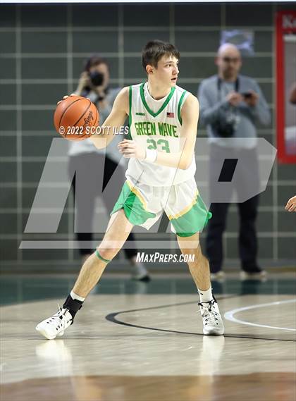 Thumbnail 3 in Hiland vs. Newark Catholic (OHSAA D4 Regional Semifinal) photogallery.