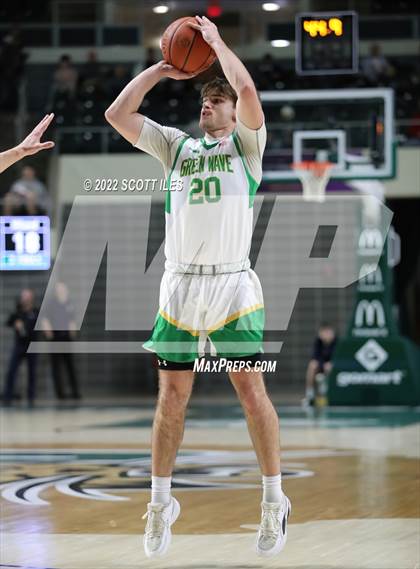 Thumbnail 1 in Hiland vs. Newark Catholic (OHSAA D4 Regional Semifinal) photogallery.