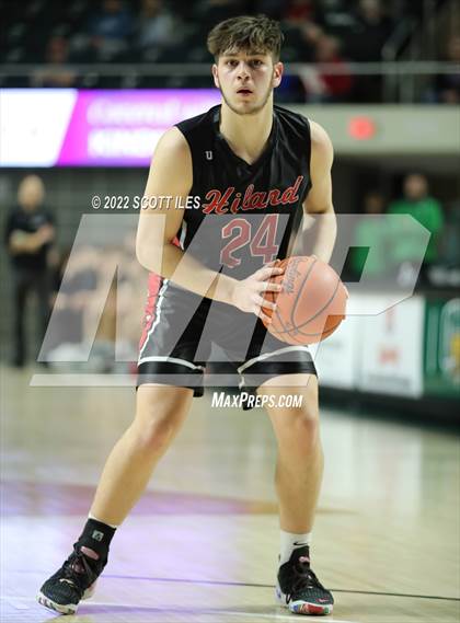 Thumbnail 3 in Hiland vs. Newark Catholic (OHSAA D4 Regional Semifinal) photogallery.