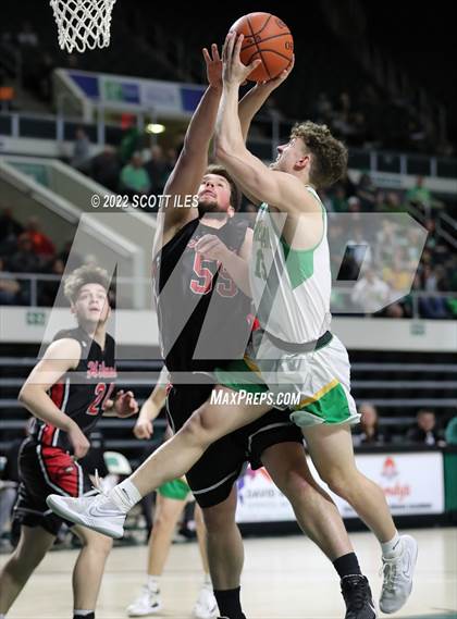 Thumbnail 1 in Hiland vs. Newark Catholic (OHSAA D4 Regional Semifinal) photogallery.