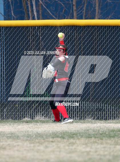 Thumbnail 3 in Boise vs. Gooding (Win The Pitch Tournament) photogallery.