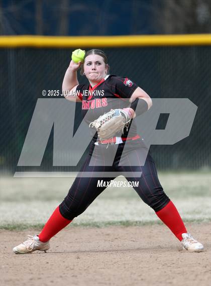 Thumbnail 2 in Boise vs. Gooding (Win The Pitch Tournament) photogallery.