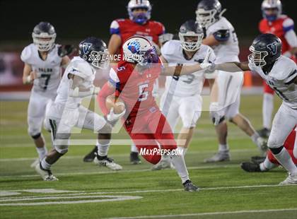 Thumbnail 3 in Valor Christian vs. Cherry Creek (CHSAA 5A State Championship) photogallery.