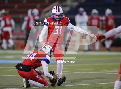 Thumbnail 3 in Valor Christian vs. Cherry Creek (CHSAA 5A State Championship) photogallery.