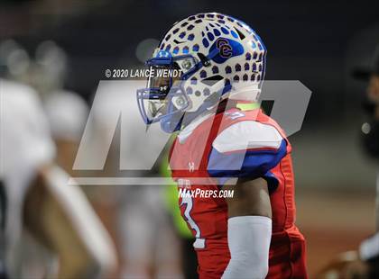 Thumbnail 2 in Valor Christian vs. Cherry Creek (CHSAA 5A State Championship) photogallery.