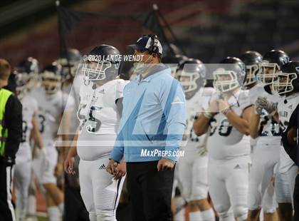 Thumbnail 2 in Valor Christian vs. Cherry Creek (CHSAA 5A State Championship) photogallery.