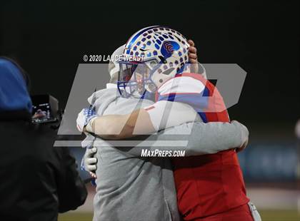 Thumbnail 1 in Valor Christian vs. Cherry Creek (CHSAA 5A State Championship) photogallery.