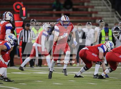 Thumbnail 2 in Valor Christian vs. Cherry Creek (CHSAA 5A State Championship) photogallery.