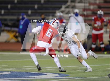 Thumbnail 1 in Valor Christian vs. Cherry Creek (CHSAA 5A State Championship) photogallery.