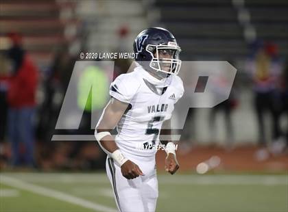 Thumbnail 1 in Valor Christian vs. Cherry Creek (CHSAA 5A State Championship) photogallery.