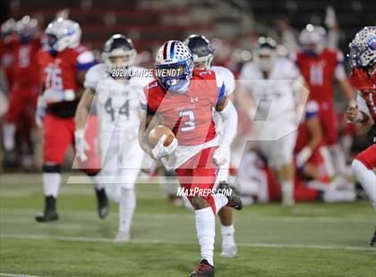 Thumbnail 2 in Valor Christian vs. Cherry Creek (CHSAA 5A State Championship) photogallery.