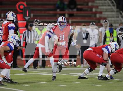 Thumbnail 1 in Valor Christian vs. Cherry Creek (CHSAA 5A State Championship) photogallery.